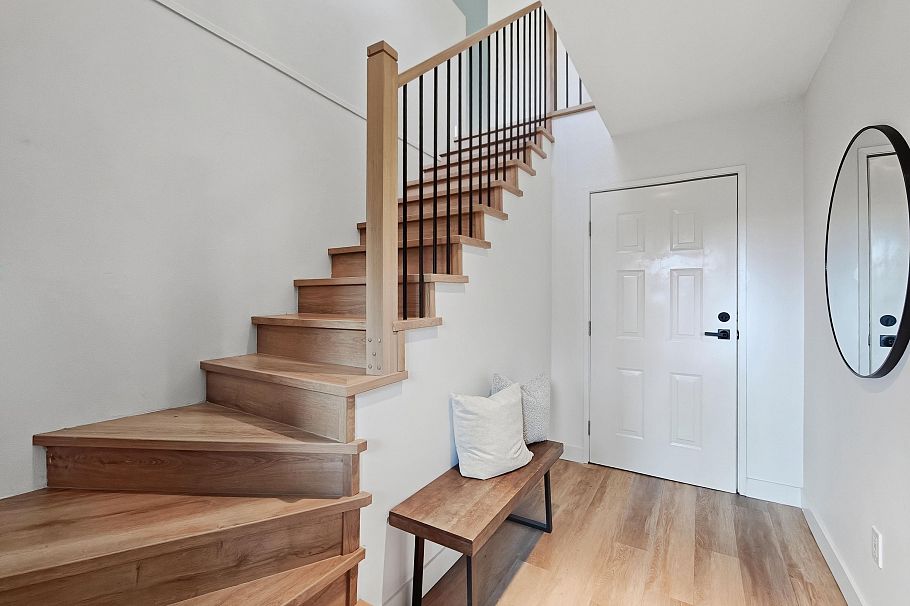 1777 Caledonia Avenue North Vancouver, BC - 16