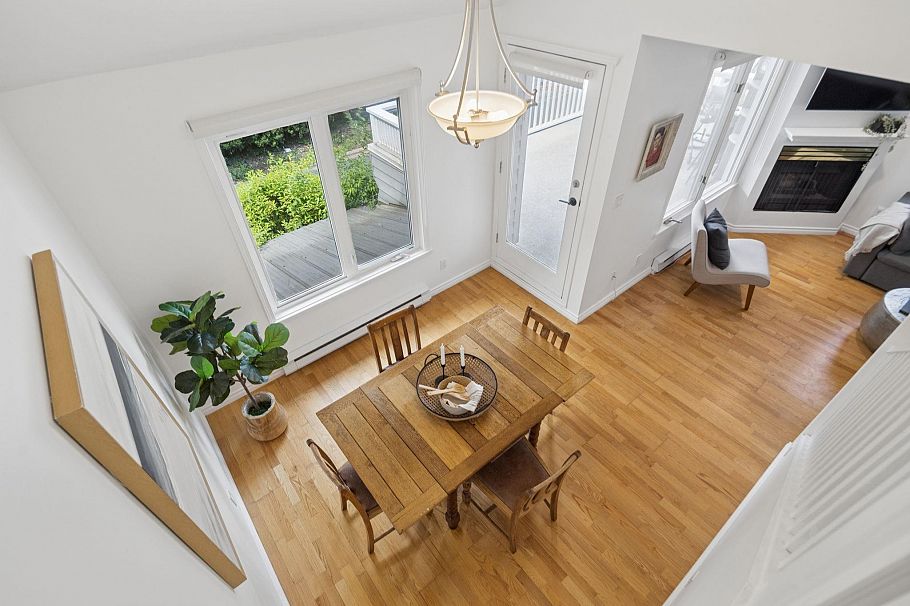 207 1518 Bowser Avenue North Vancouver, BC - 22