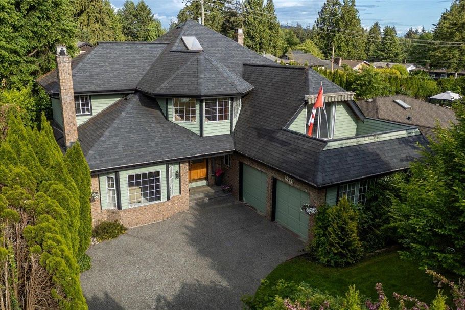 2471 Mowat Place North Vancouver, BC - 30