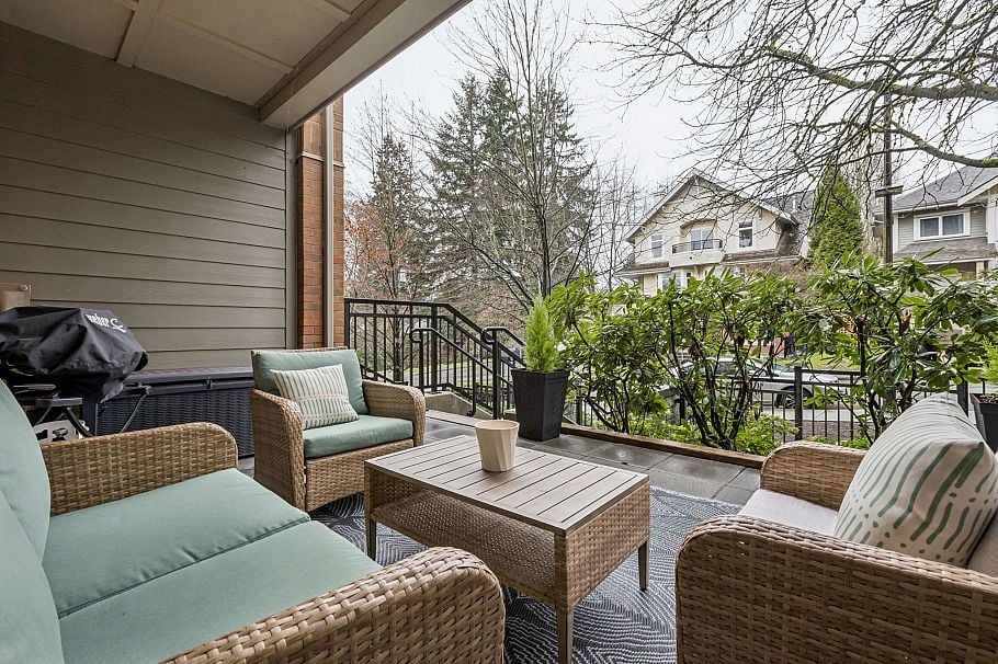 107 159 W 22nd Street North Vancouver, BC - 1