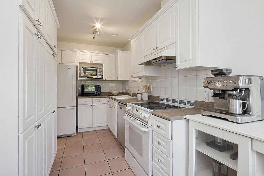 207 1518 Bowser Avenue North Vancouver, BC - 17