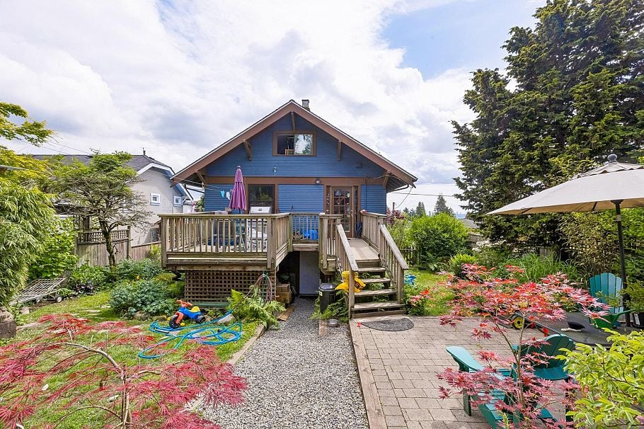 534 E 7th Street North Vancouver, BC - 34