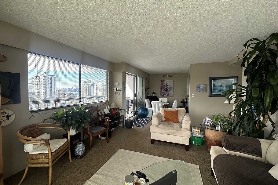 802 1515 Eastern Avenue North Vancouver, BC - 4
