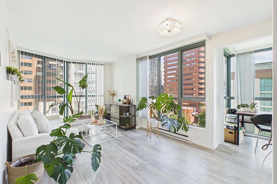 708 1188 Howe Street Vancouver, BC - 5