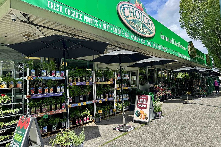 2506 W 15th Avenue Vancouver, BC - 32