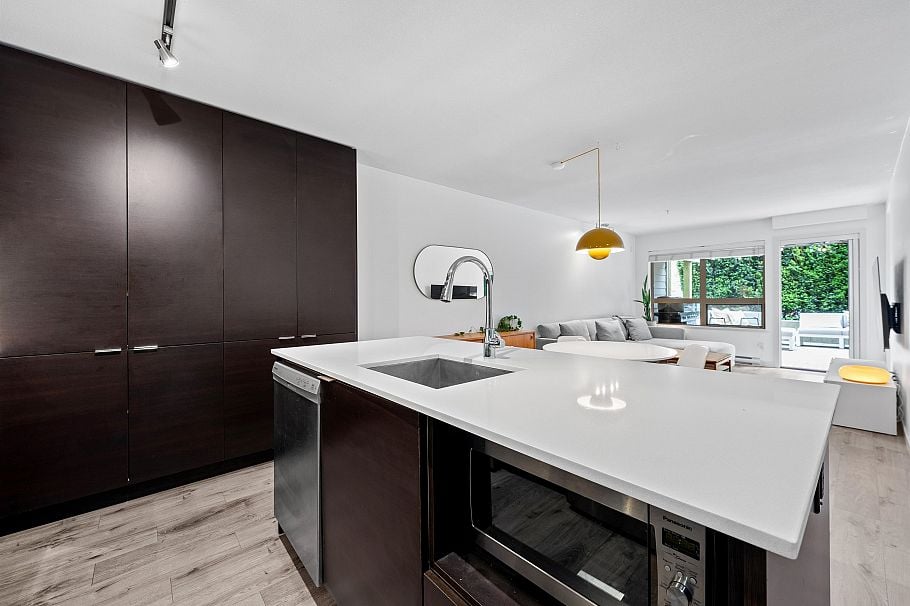 203 1677 Lloyd Avenue North Vancouver, BC - 11