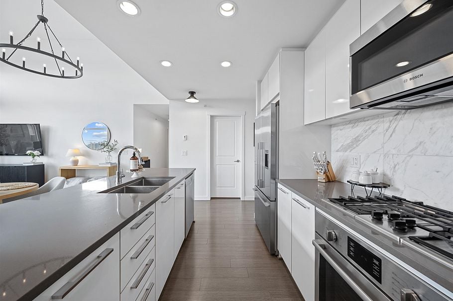 502 3263 Pierview Crescent Vancouver, BC - 11