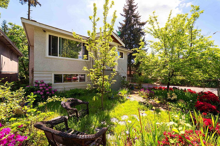 3446 William Street Vancouver, BC - 1