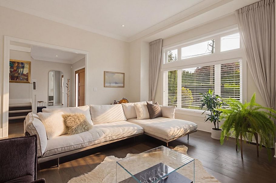 1138 Ridgewood Drive North Vancouver, BC - 12