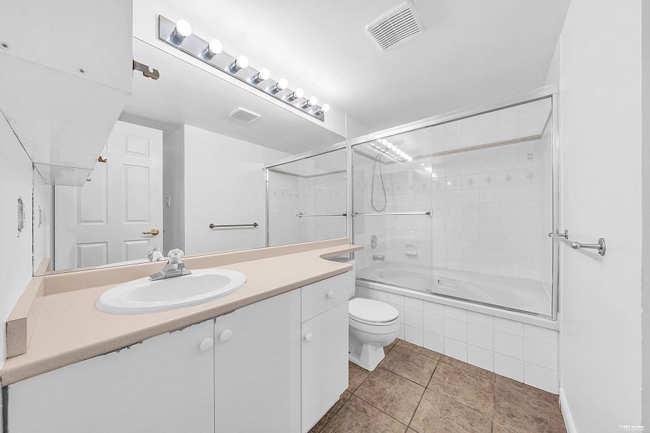 206 3638 Rae Avenue Vancouver, BC - 16