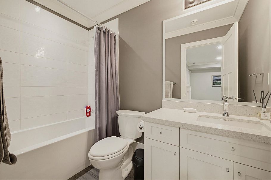 1138 Ridgewood Drive North Vancouver, BC - 31