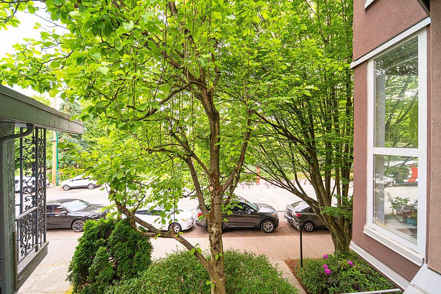 201 1688 E 8th Avenue Vancouver, BC - 25