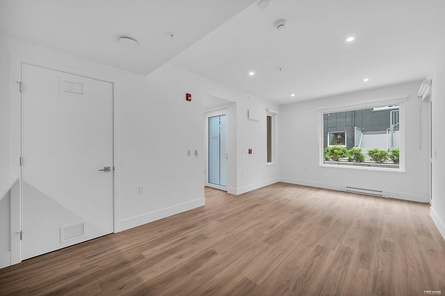 104 2250 E 1st Avenue Vancouver, BC - 16