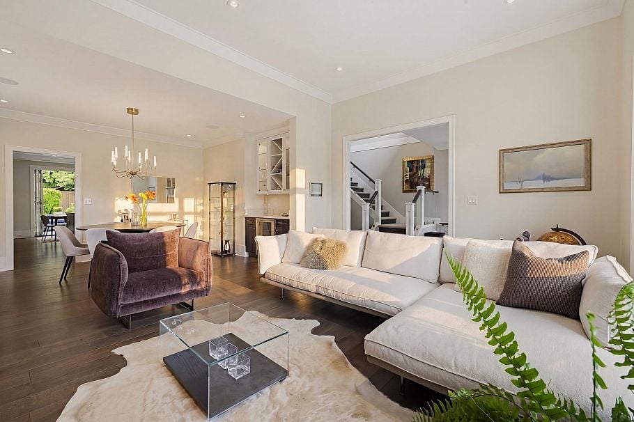 1138 Ridgewood Drive North Vancouver, BC - 13