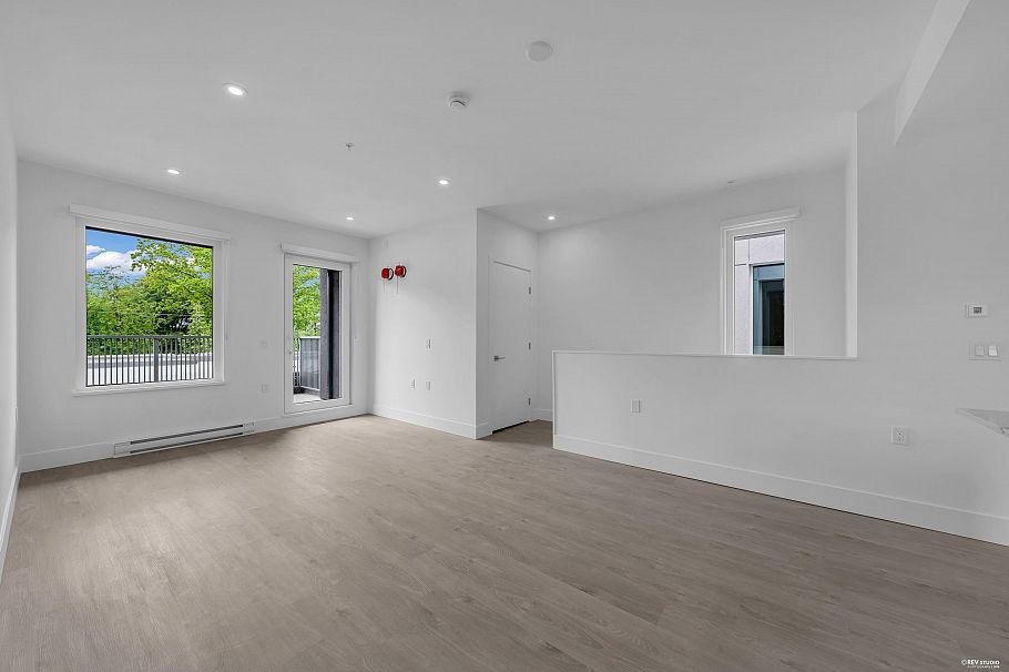 309 2250 E 1st Avenue Vancouver, BC - 7