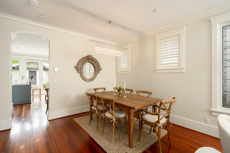 4275 W 14th Avenue Vancouver, BC - 10