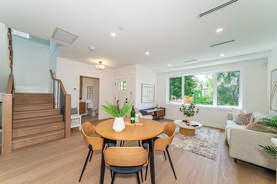 1937 E 4th Avenue Vancouver, BC - 4