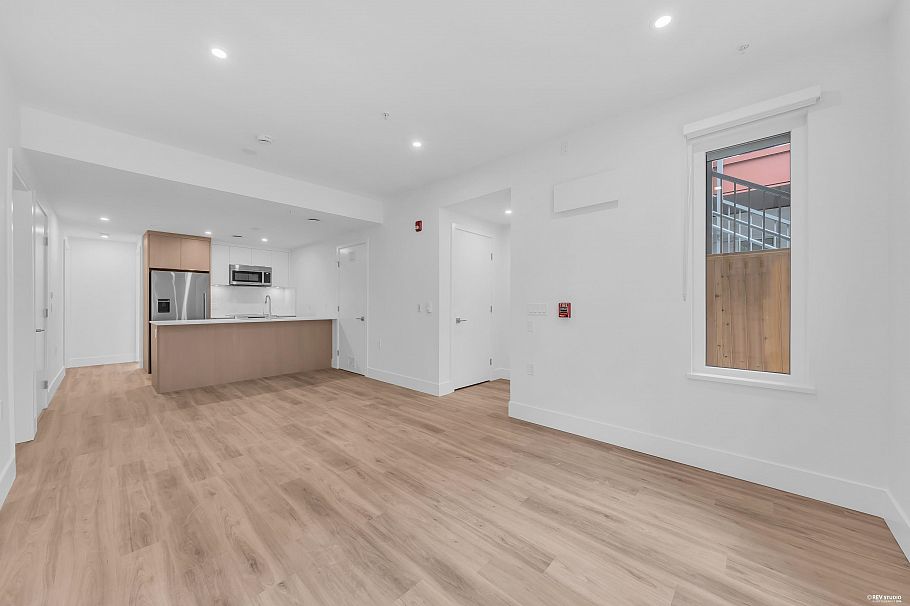 104 2250 E 1st Avenue Vancouver, BC - 12