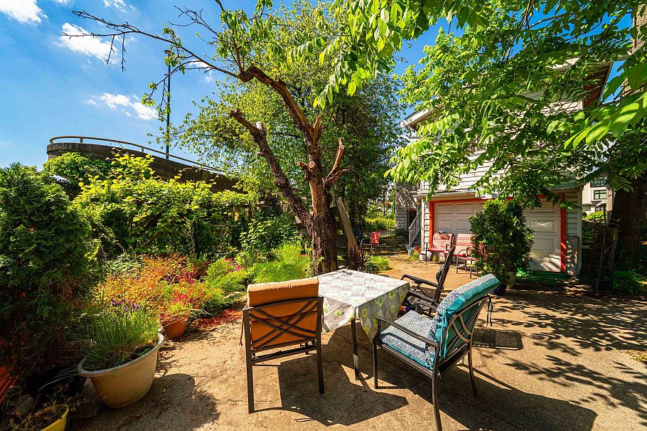 3446 William Street Vancouver, BC - 11
