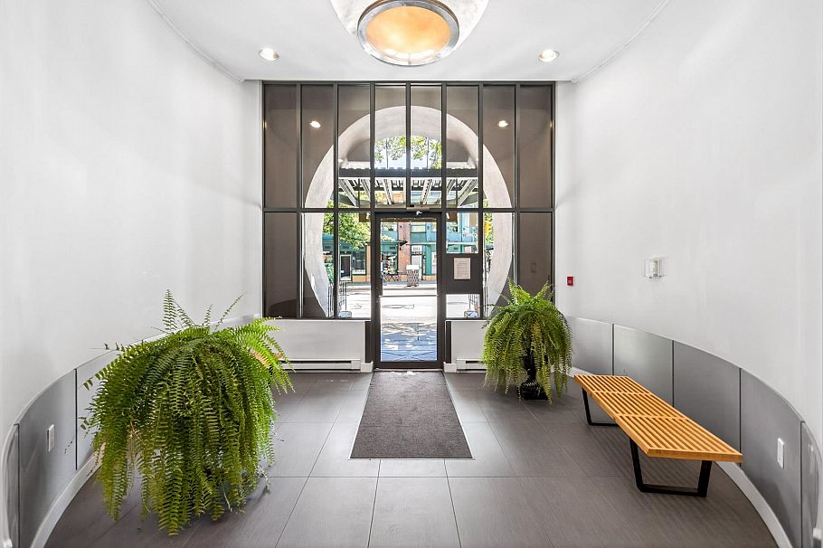 309 1 E Cordova Street Vancouver, BC - 36
