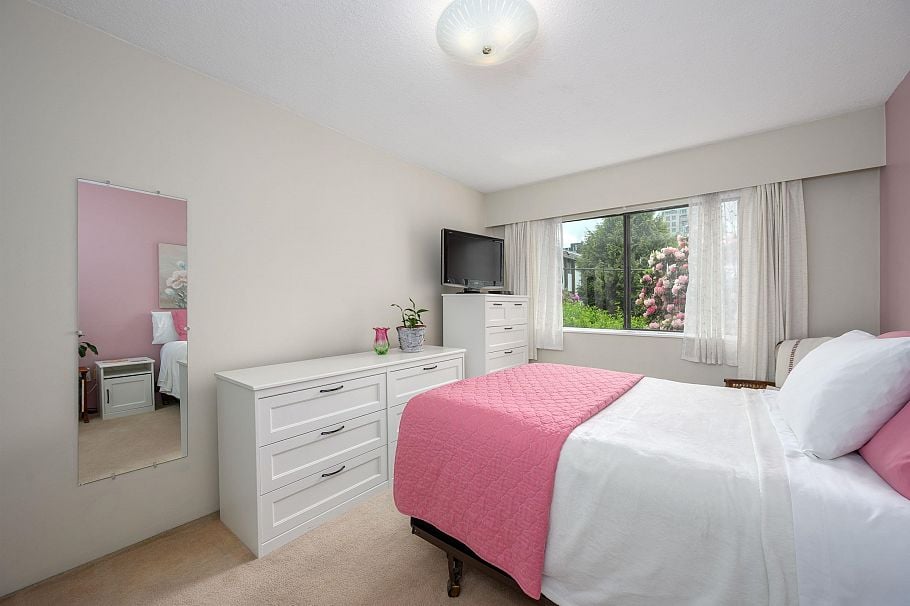 105 123 E 19th Street North Vancouver, BC - 13