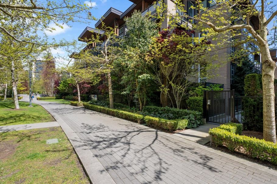 105 3479 Wesbrook Mall Vancouver, BC - 26