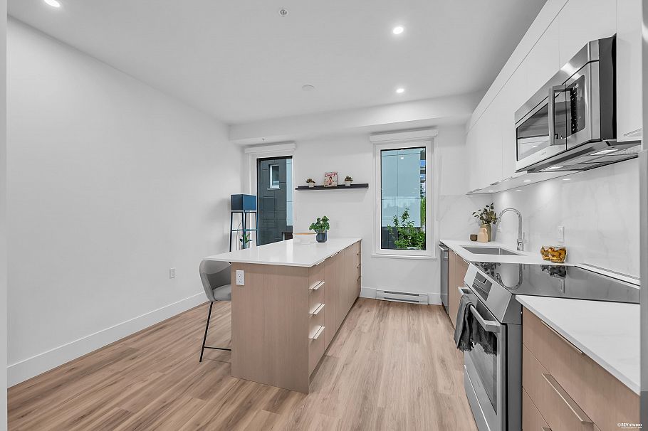 1732 Templeton Drive Vancouver, BC - 9