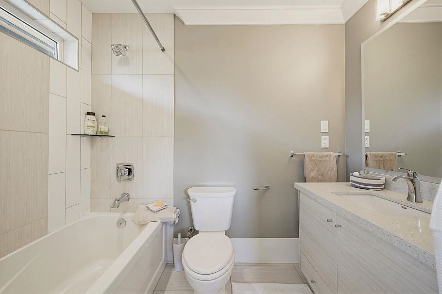 1138 Ridgewood Drive North Vancouver, BC - 22