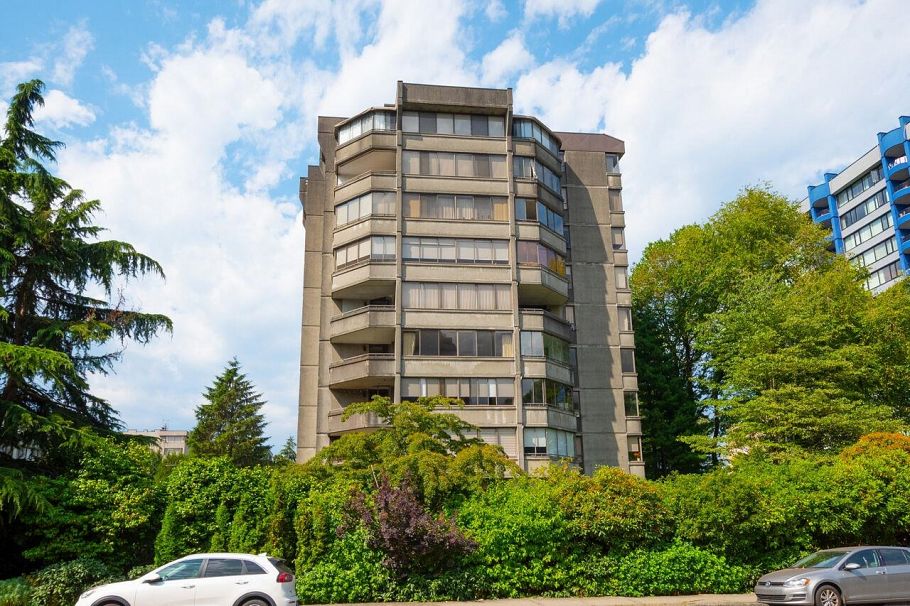 302 1616 W 13th Avenue Vancouver, BC - 2