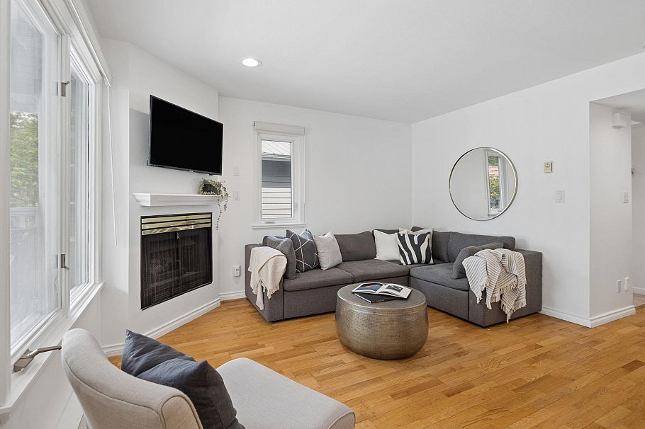 207 1518 Bowser Avenue North Vancouver, BC - 13