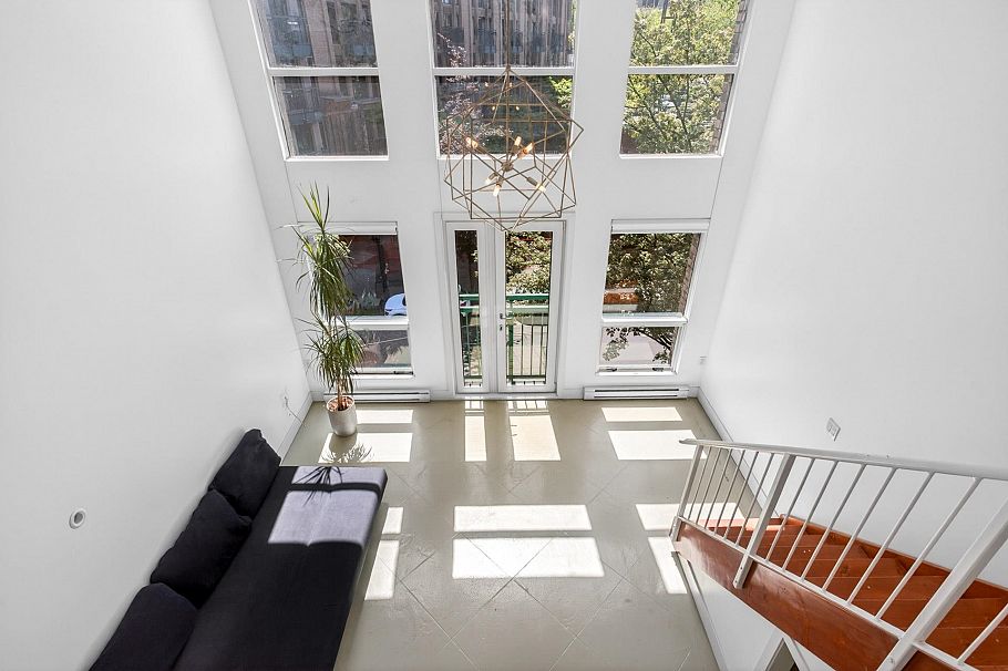 309 1 E Cordova Street Vancouver, BC - 24