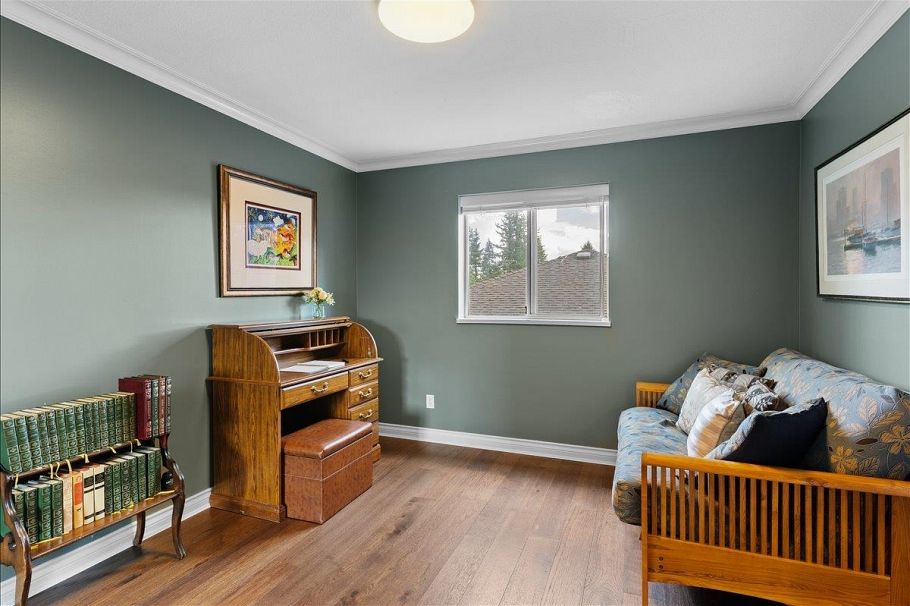 2471 Mowat Place North Vancouver, BC - 12