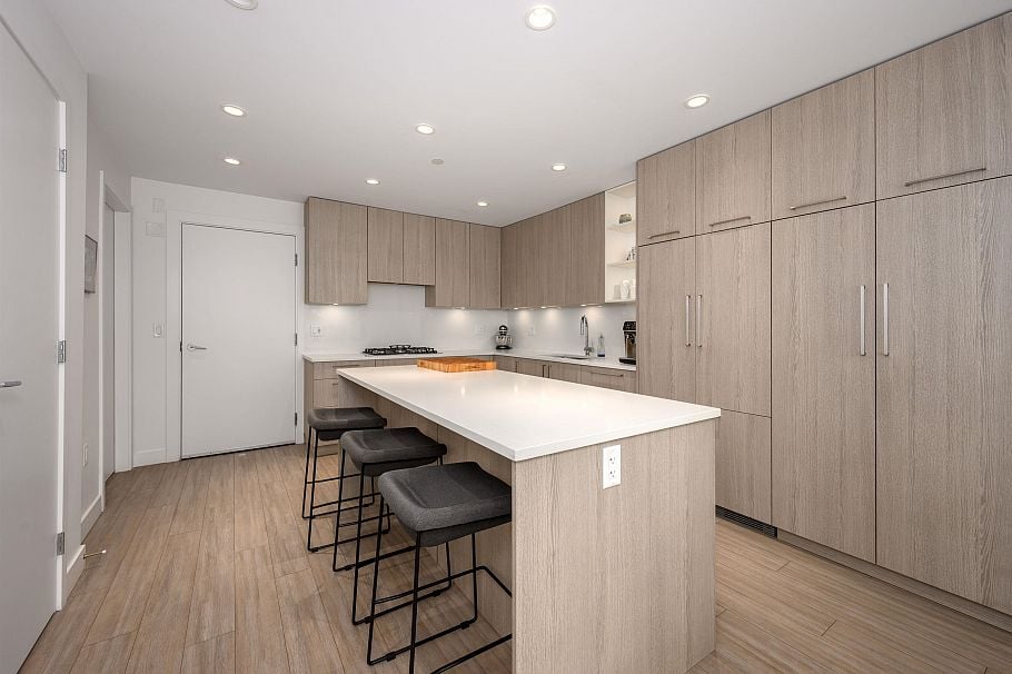 108 733 E 3rd Street North Vancouver, BC - 12