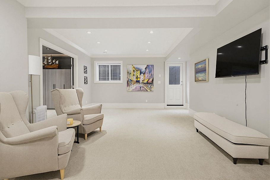1138 Ridgewood Drive North Vancouver, BC - 26