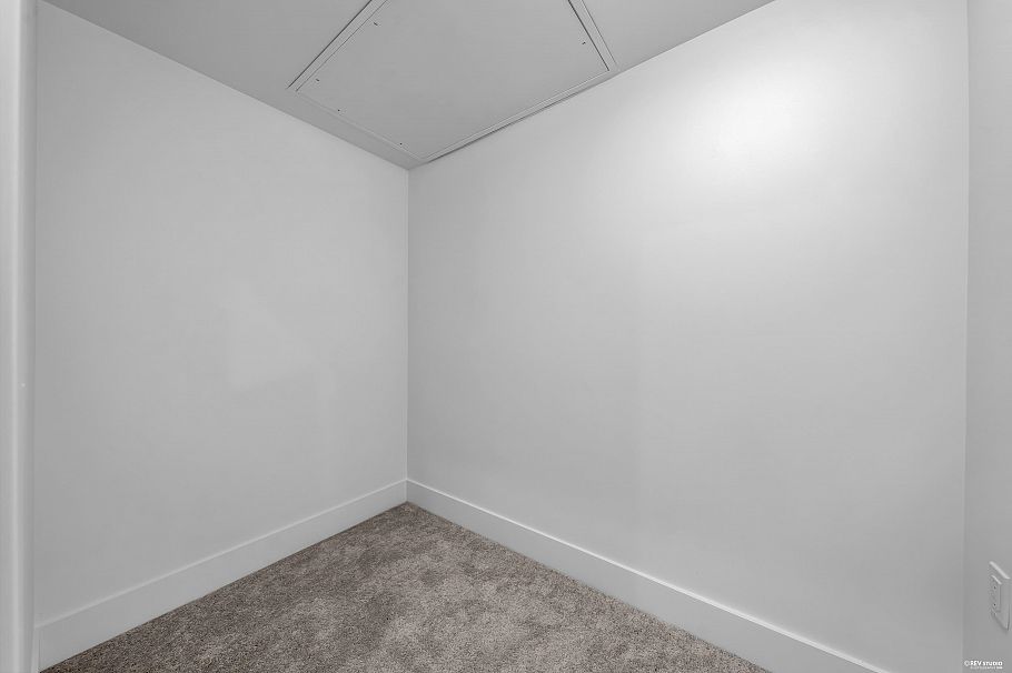 1732 Templeton Drive Vancouver, BC - 24