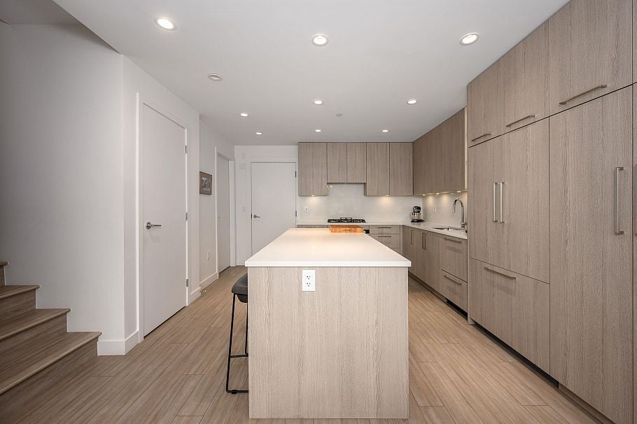 108 733 E 3rd Street North Vancouver, BC - 13