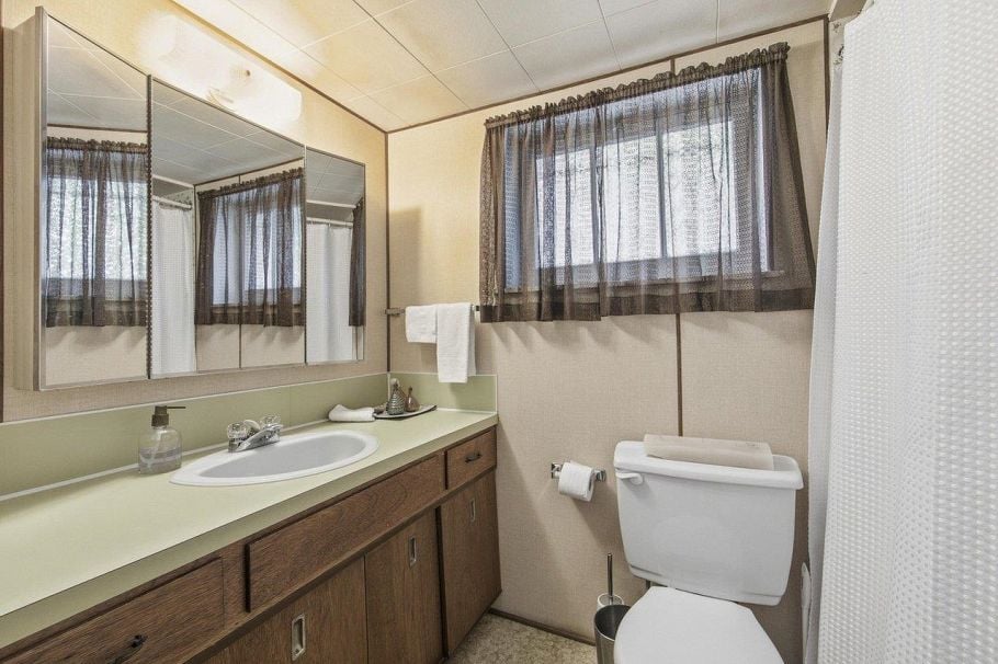 2506 W 15th Avenue Vancouver, BC - 21