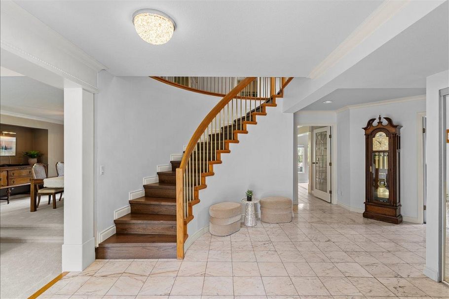 2471 Mowat Place North Vancouver, BC - 5