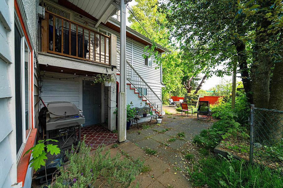 3446 William Street Vancouver, BC - 5