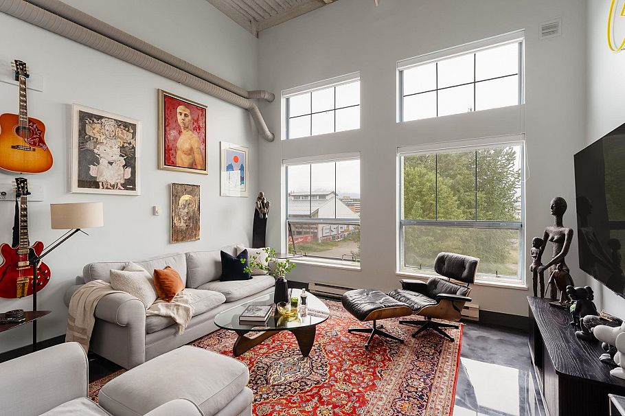 308 336 E 1st Avenue Vancouver, BC - 2