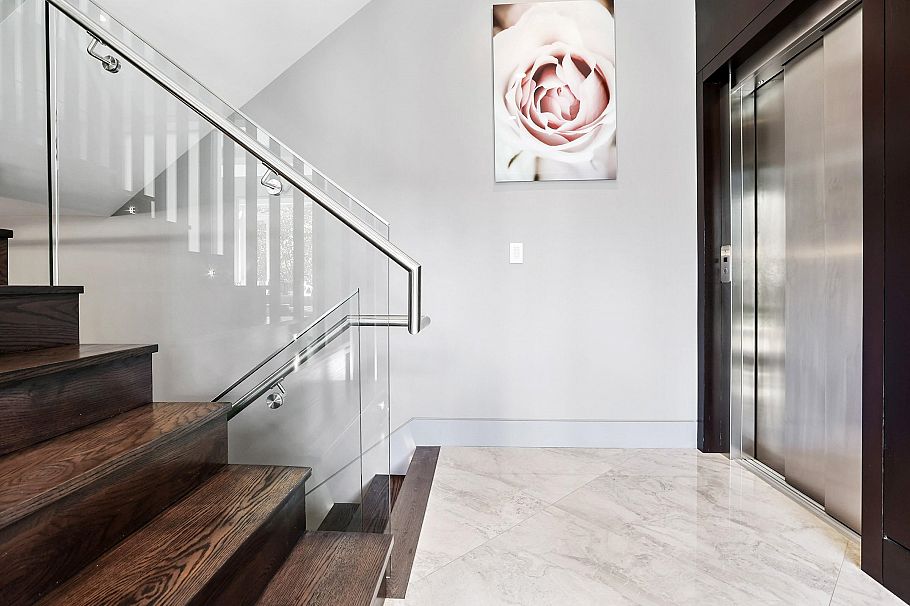 1909 Discovery Street Vancouver, BC - 15