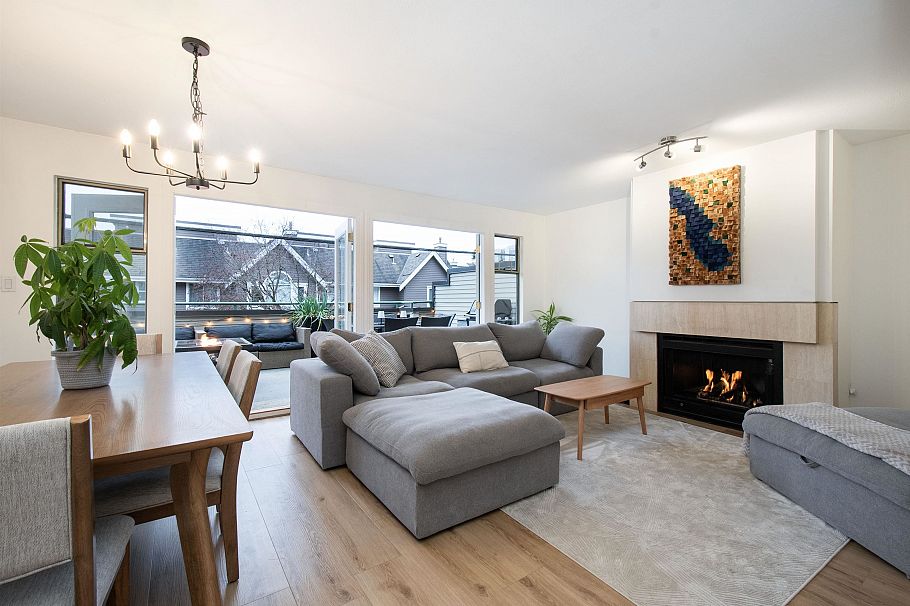 5 229 E 8th Street North Vancouver, BC - 3