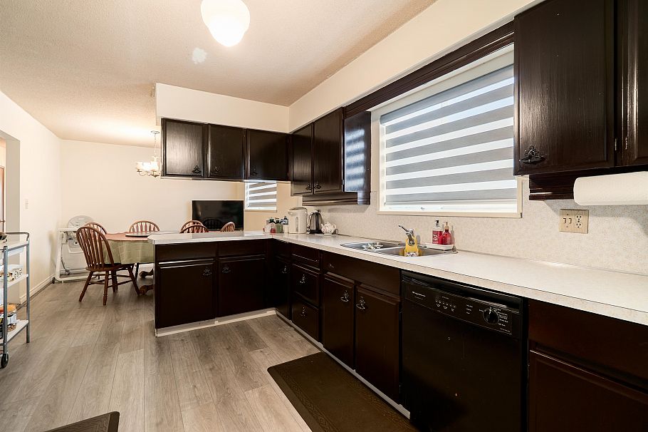 437 E 55th Avenue Vancouver, BC - 21