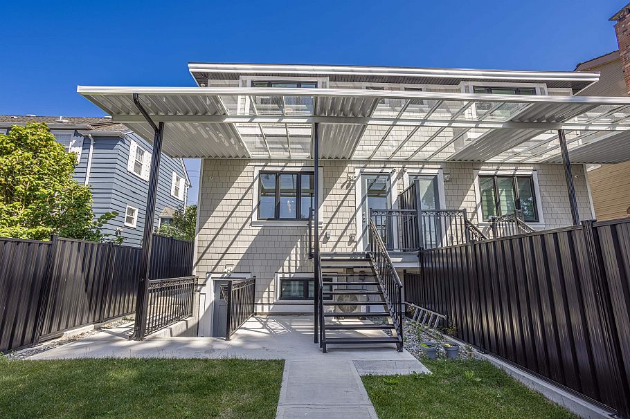 1470 W 57th Avenue Vancouver, BC - 27