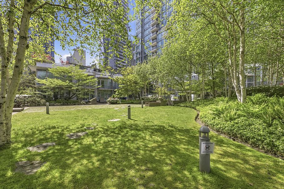 1703 590 Nicola Street Vancouver, BC - 13