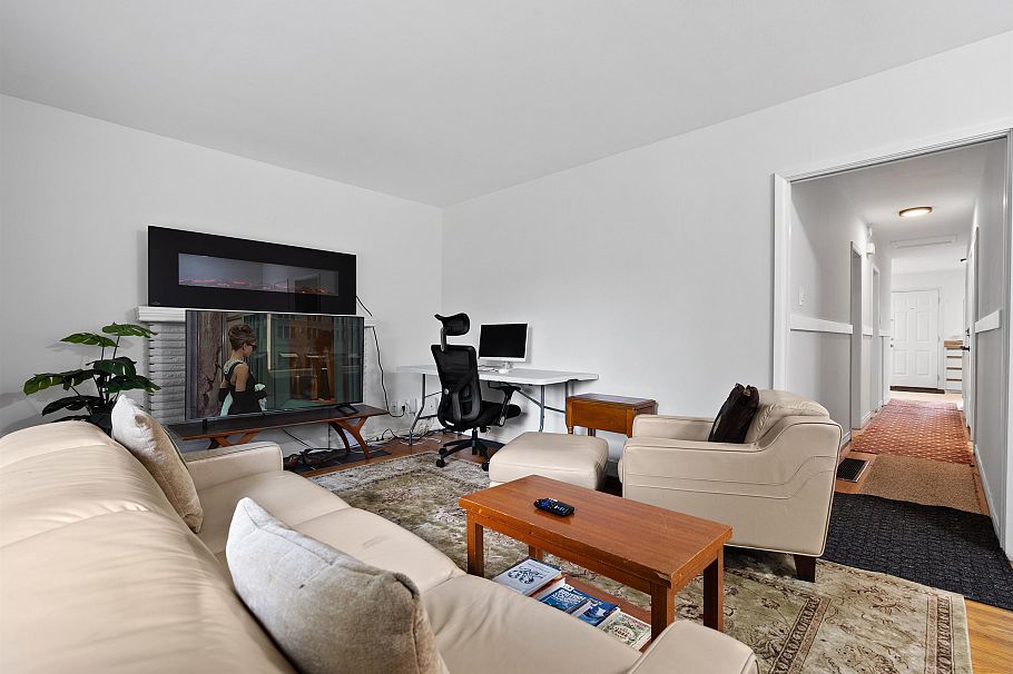 443-445 W Keith Road Vancouver, BC - 5