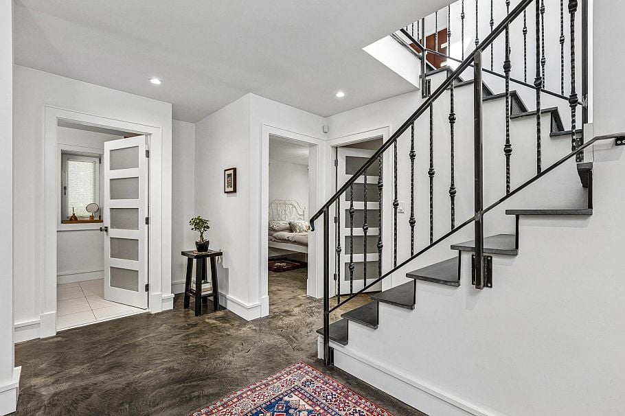 4041 Prospect Road North Vancouver, BC - 26