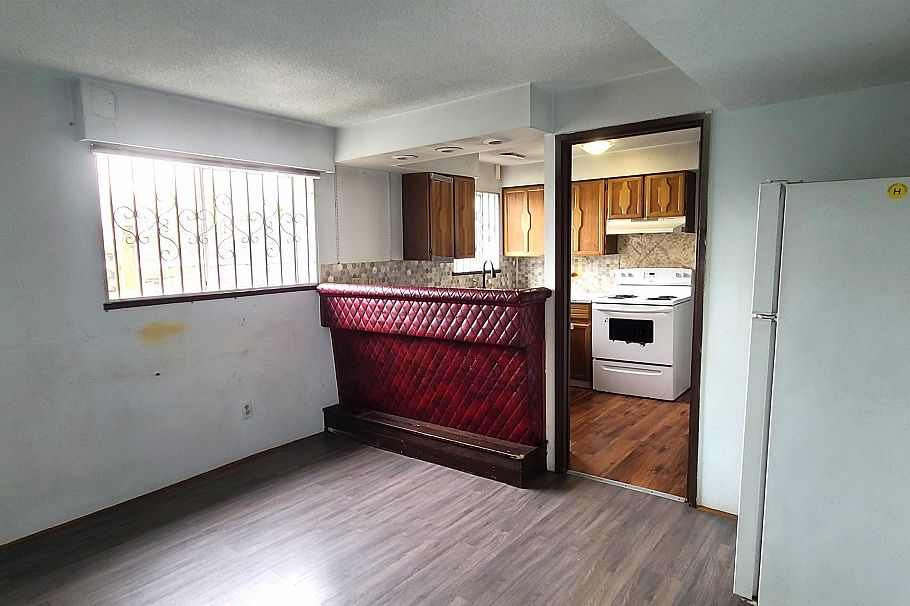 3280 E 6th Avenue Vancouver, BC - 18