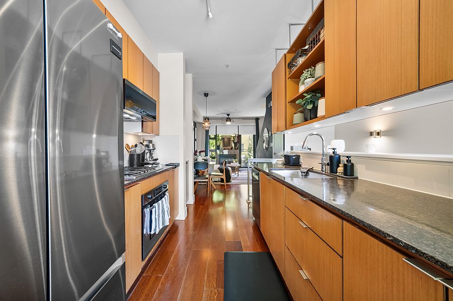 3750 Commercial Street Vancouver, BC - 6