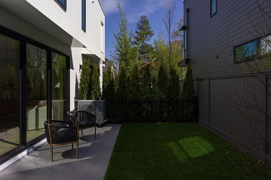 891 E 21st Avenue Vancouver, BC - 16